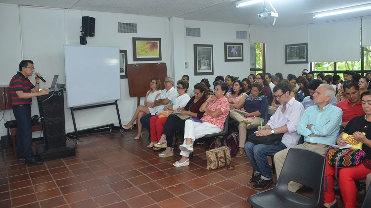 Luis Alfonso Ramírez, lingüista emérito en Unibagué